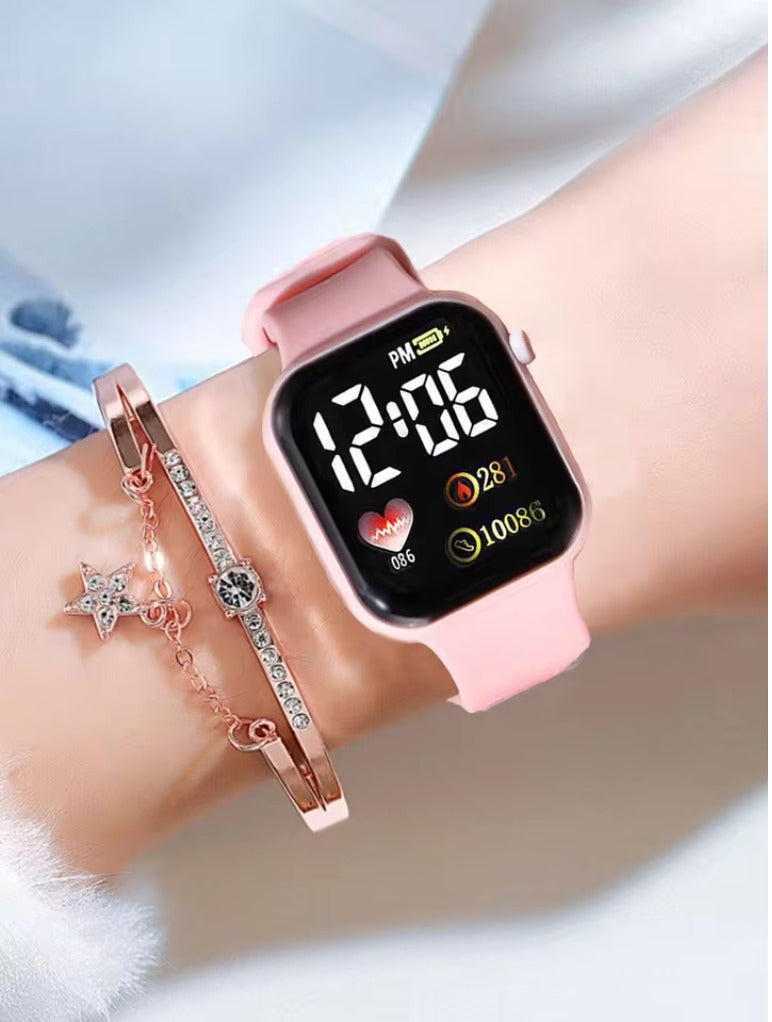 Reloj digital y pulseras